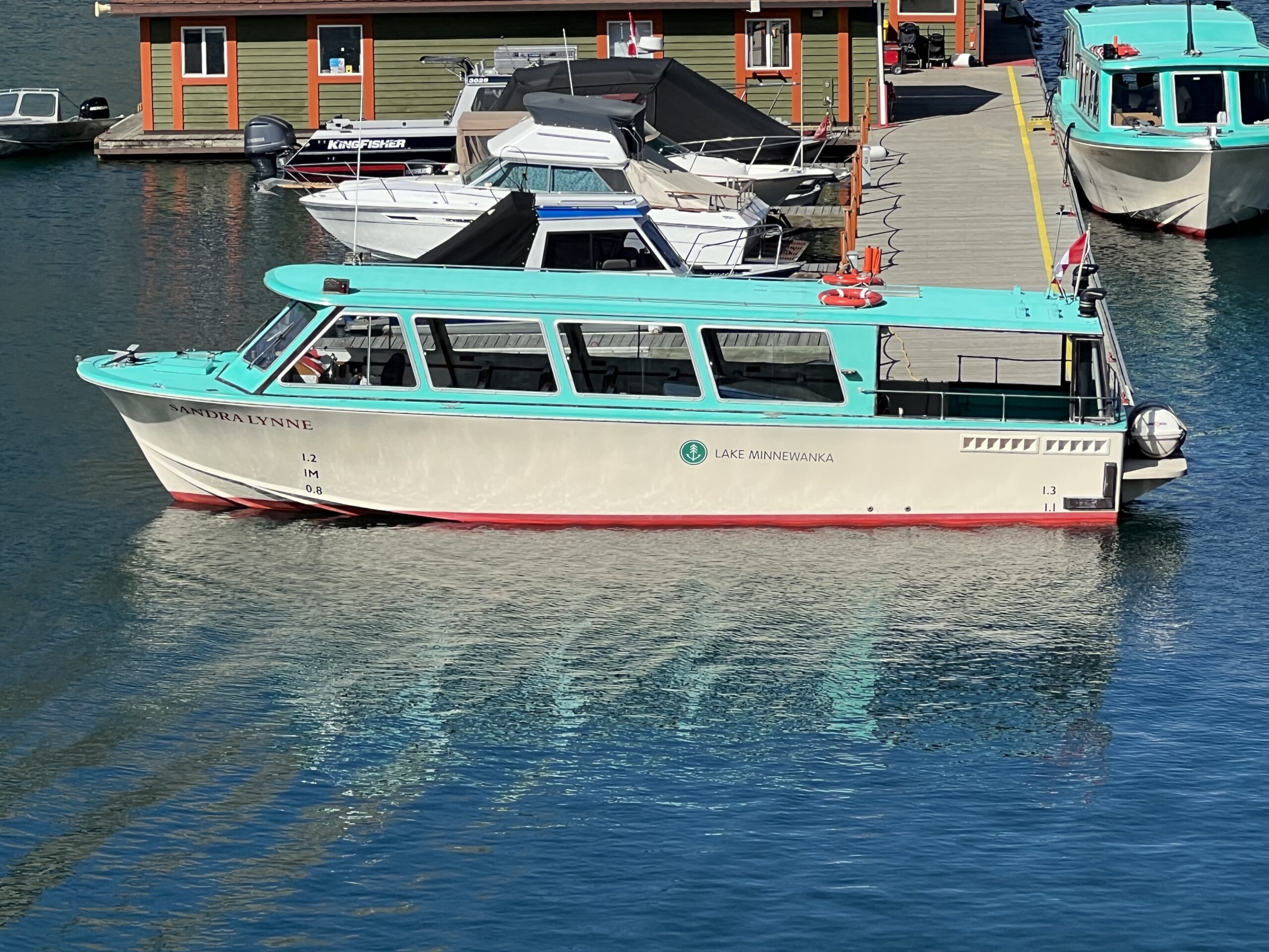 book a fall cruise on Lake Minnewanka